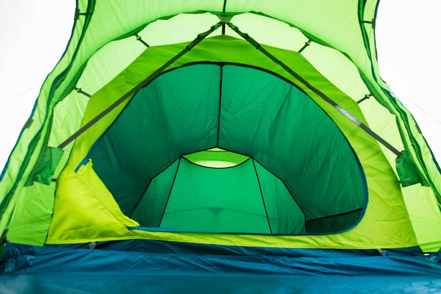 Vango Omega 250 Tent (2022) - Image 3