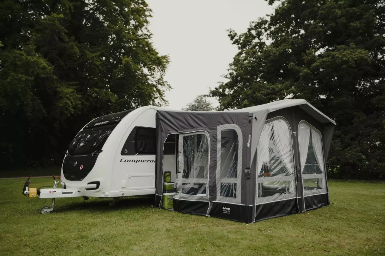 Vango Airbeam Vango Riviera Air 390 Elements ProShield Caravan Awning (2023) - Image 3