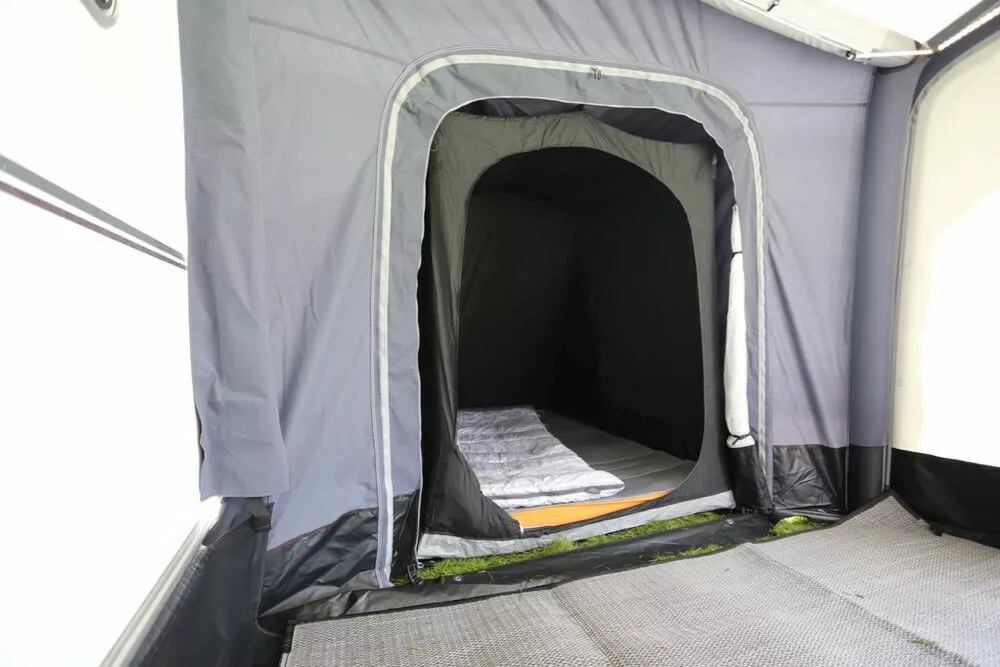 Vango Riviera Tall Annex (All Season) - Image 3